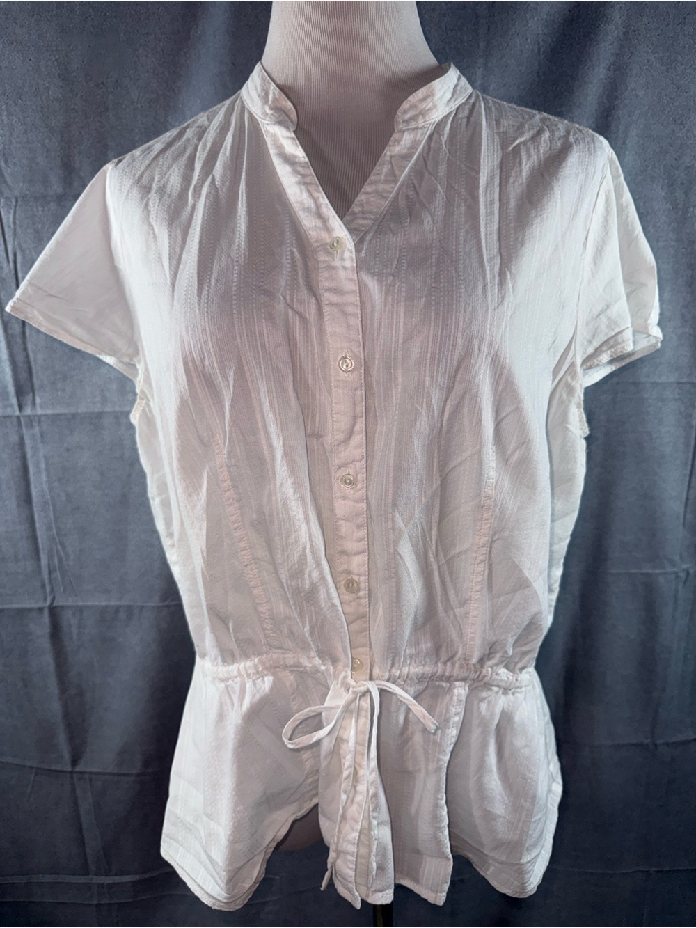3225-Merona White Short-Sleeve Button-Front Drawstring Waist Top